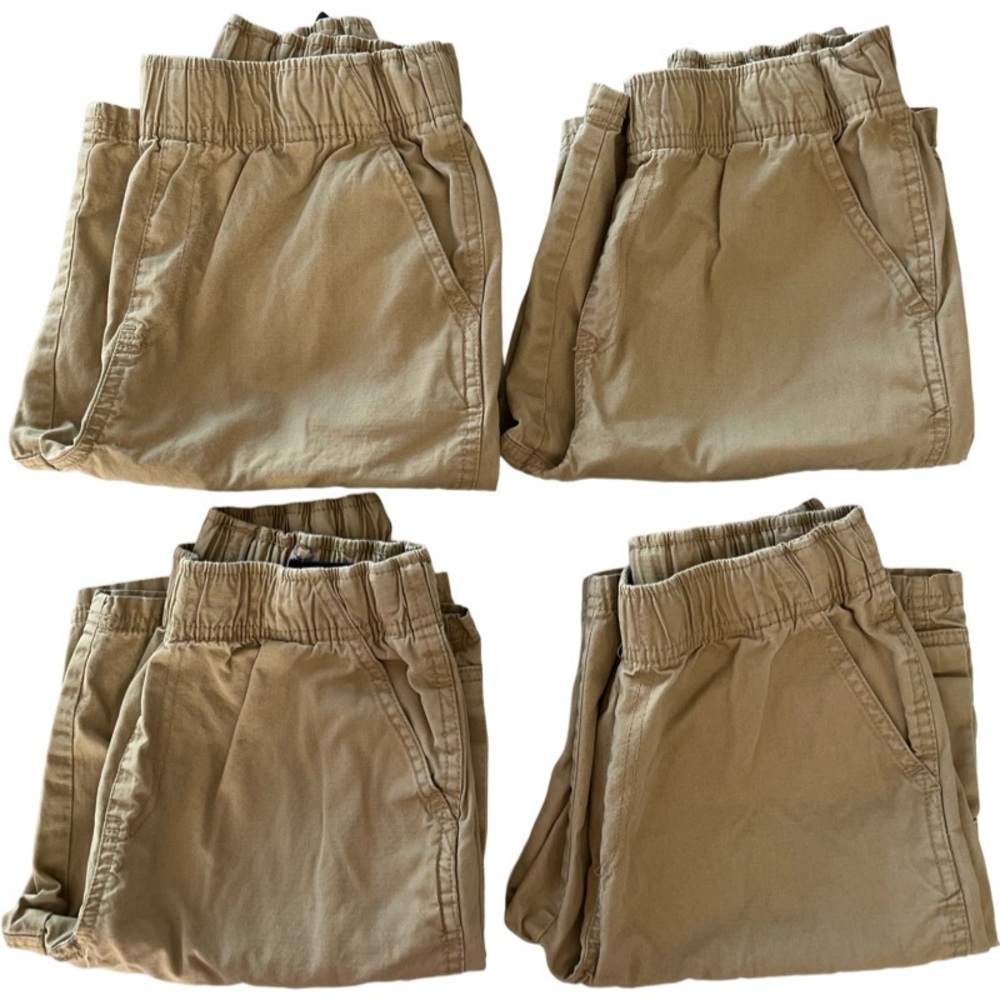 The Childrens Place Boy Cargo Shorts. 12
